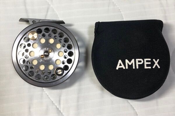 アンペックス SK-Ⅲ ガンメタ WF8+100yds(20lb) フライリール AMPEX KIRO World