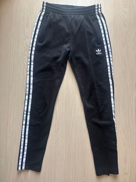 adidas トラックパンツ ラインパンツ アディダスオリジナルス 黒