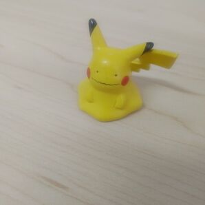 モンコレ ピカチュウにへんしんしたメタモン