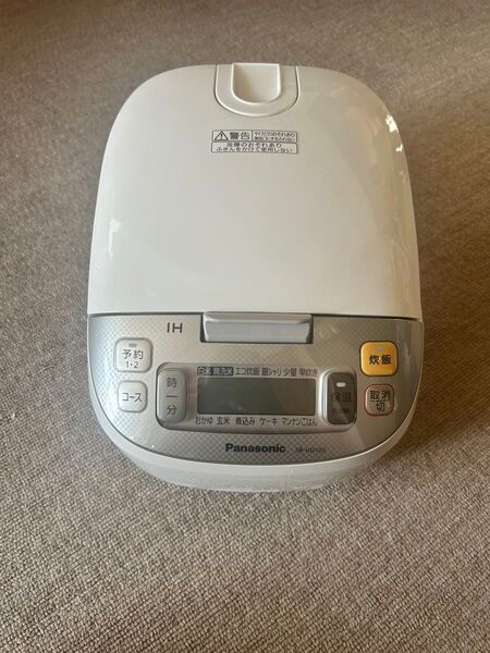 美品Panasonic 炊飯器 2014年製SR-HD103-W 5.5号炊き