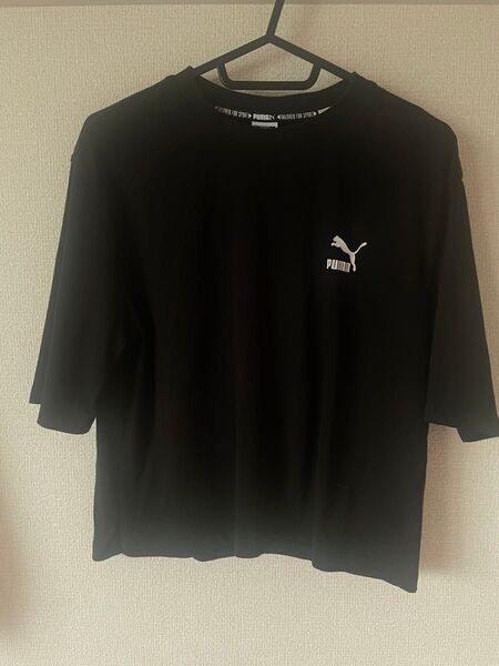 プーマ PUMA 半袖 Tシャツ 黒 スポーツカジュアル ジム エクササイズ ランニング ウォーキング ブラック クロップド
