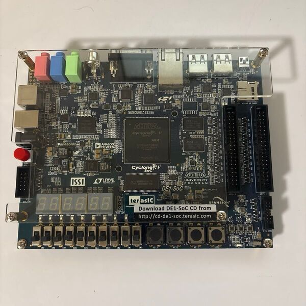 Terasic Altera DE1-SoC Cyclone V FPGA開発キット
