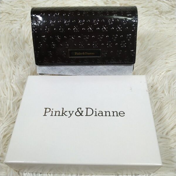未使用 Pinky&Dianne 箱付き 折財布 エナメル 総柄 ブラウン