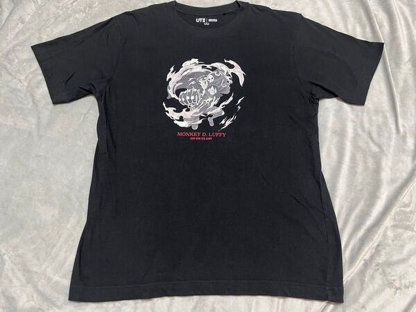 MONKEY D. LUFFY ブラックTシャツS ユニクロ