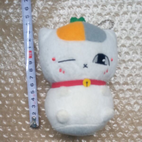 6. 夏目友人帳 カバンに付けられるぬいぐるみ トリプルニャンコ先生
