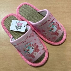 マイメロディ クロミ スリッパ 畳 ルームシューズ 約22〜24cm 天然素材 い草 たたみスリッパ全長記載あり ↓