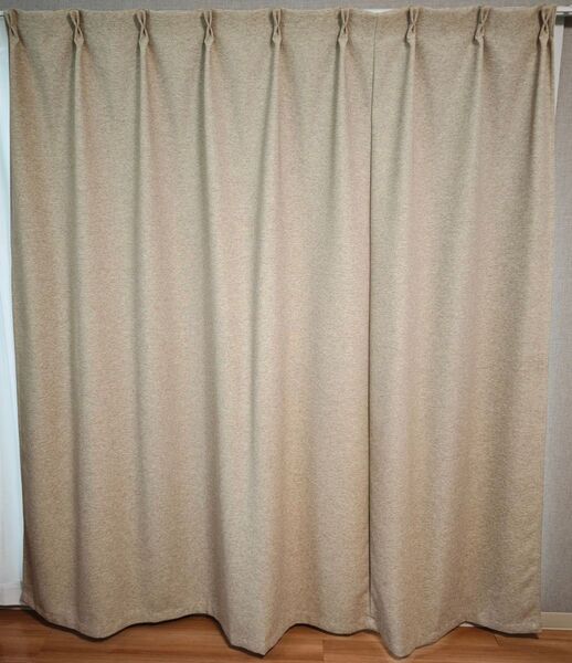 【美品】 遮光1級カーテン 遮像ミラーレース 4枚セット 幅150cm 丈190cm (194cm) ベージュ 断熱 厚め生地