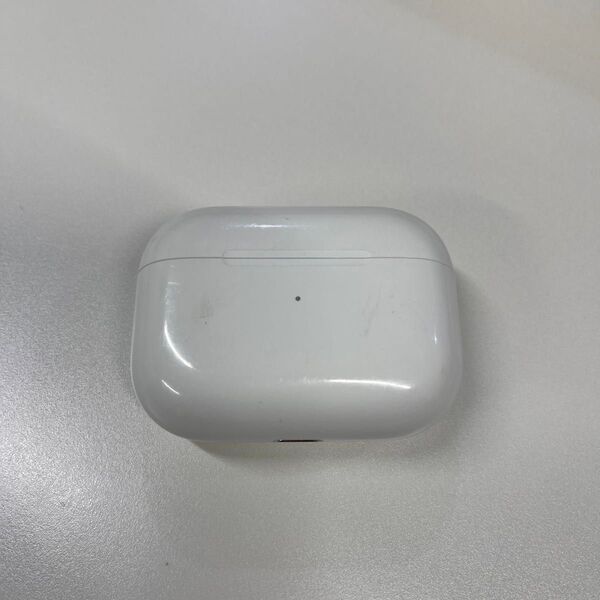Apple AirPods 1MagSafe充電ケース ホワイト