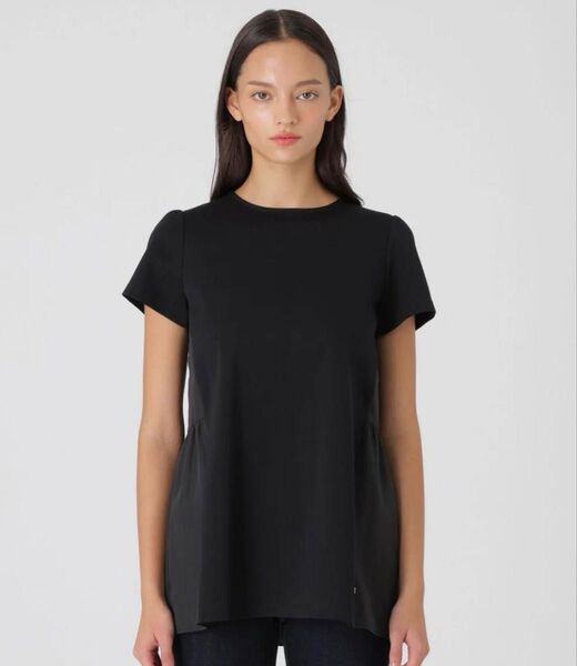 新品未使用 ブルーレーベルクレストブリッジ 一部店舗限定 黒 ブラック トップス カットソー 半袖 Tシャツ 38