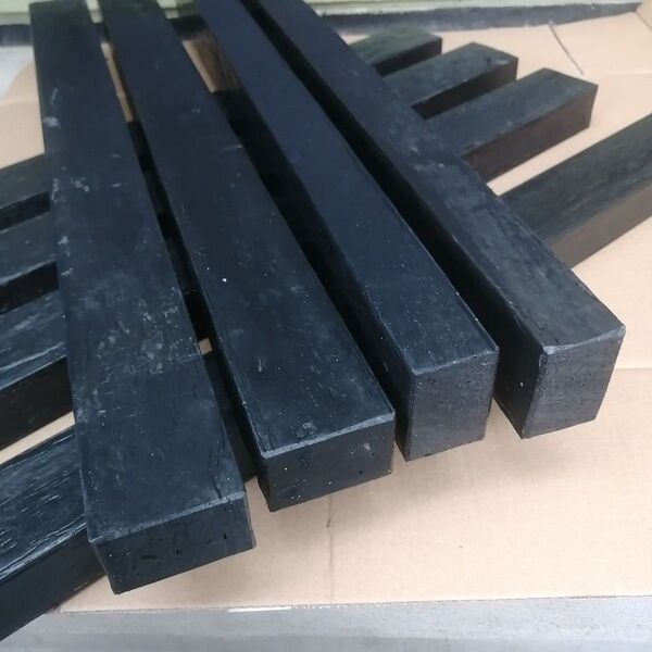 ⑭長さ700㍉8本セット 木材風 再生樹脂角材 断面40x60㍉D級品 DIY 端材 枕木 りん木 花壇 木材同様に加工できます