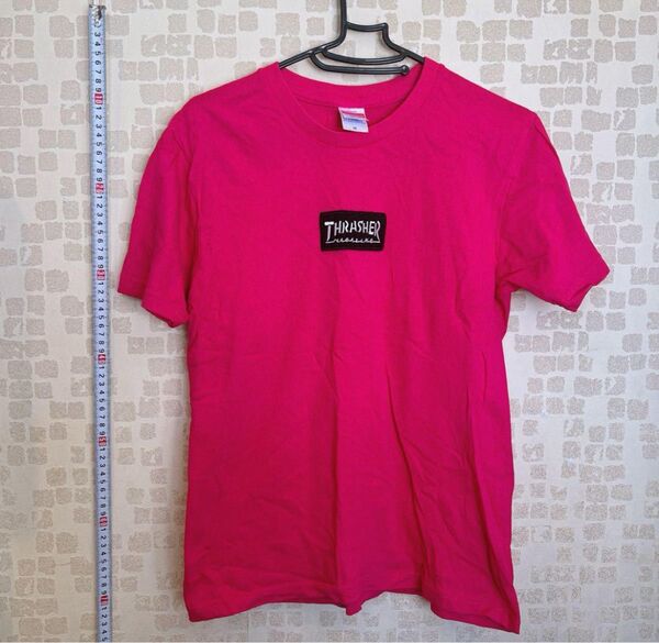 179.THRASHERワッペン付き ピンク Tシャツ Mサイズ