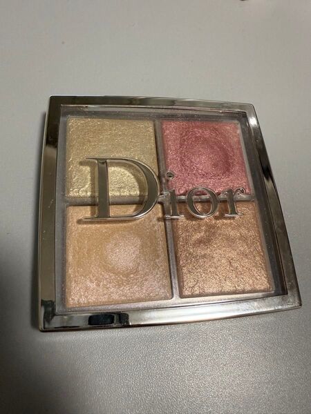 Dior バックステージ フェイスグロウパレット 004 ローズゴールド