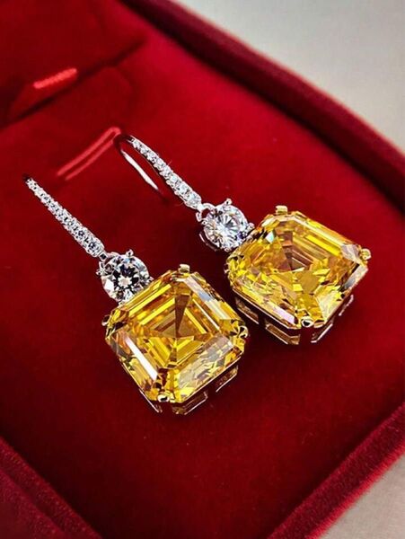 高級CZ ダイヤモンド イエローダイヤ スクエア ドロップ ピアス 揺れる 黄色 四角 高見え ジュエリー ブランド 宝石 上品