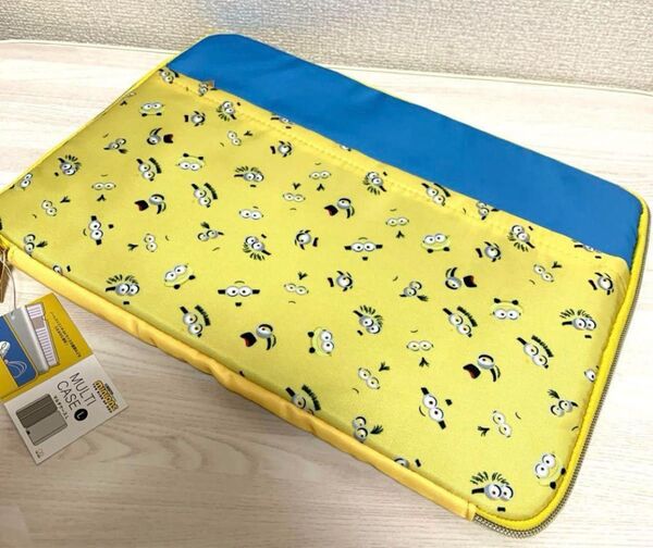 【新品】 ミニオンズ マルチケース PCバッグ タブレット A4 ファイル 書類 プリント 収納 整理