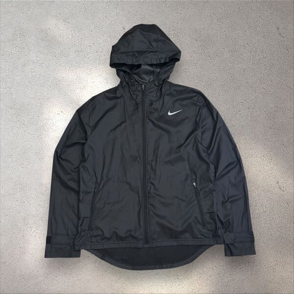 NIKE ナイキ ウィンドブレーカー フード付き ナイロンジャケット ブラック ランニング RUNNING ジャケット ブルゾン