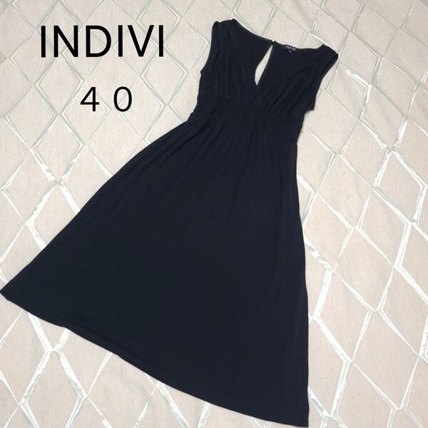 美品☆インディヴィ INDIVI ノースリーブワンピース 40 ブラック 日本製 ワンピ