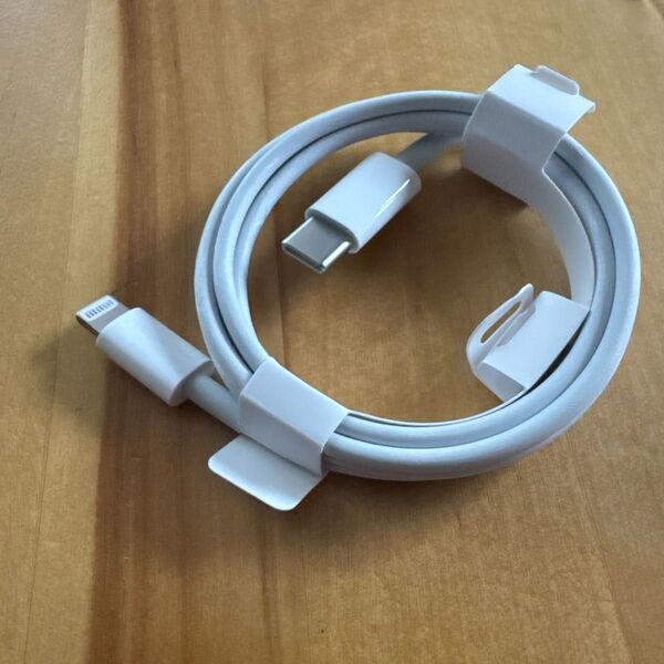 未使用 USB-C Lightning ケーブル 1m ライトニングケーブル Apple純正 タイプC 充電ケーブル