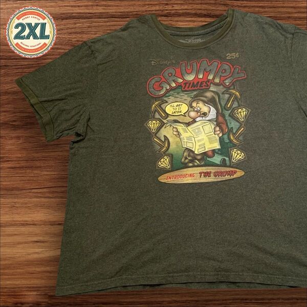 【US古着】ディズニー オフィシャル ダークグリーン XXL デザイン◎ Tシャツ 半袖 プリント メンズ レディース