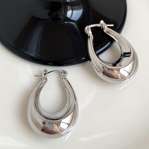 ボリュームフープピアス(シルバー)大きめ 太め 18k トレンド No223