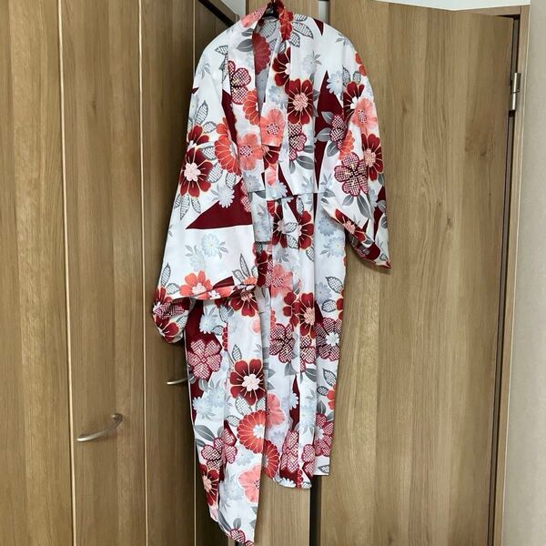 浴衣 ポリエステル 涼しい 赤 ピンク かわいい 白 可愛い レトロ 着物
