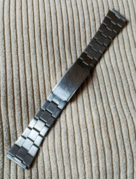 腕時計 ベルト ステンレスバンド シルバー色 幅18mm 中古品
