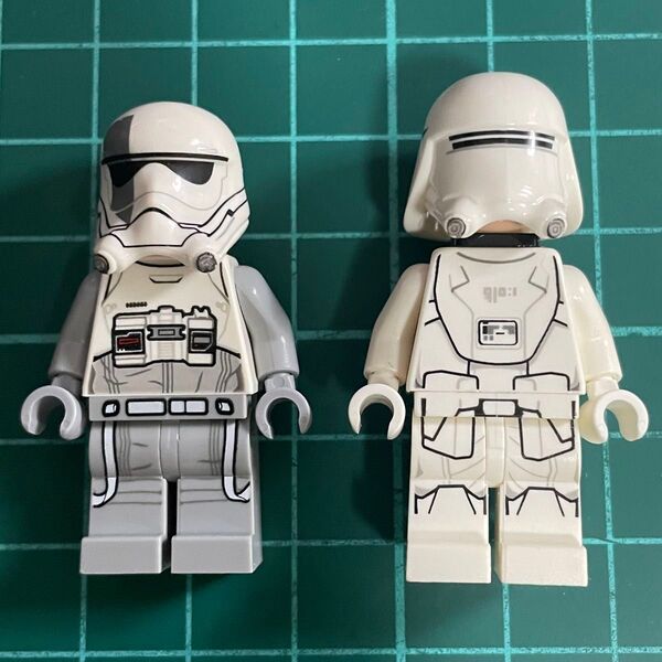【LEGO】ファーストオーダー・スノートルーパーとウォーカードライバーのミニフィグ