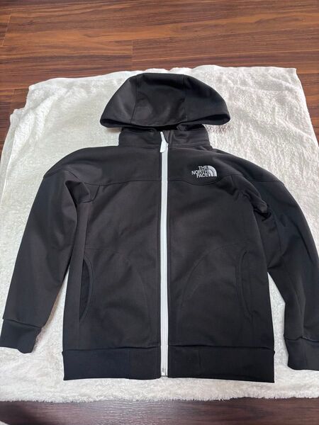 THE NORTH FACE フード付きジャケット キッズ