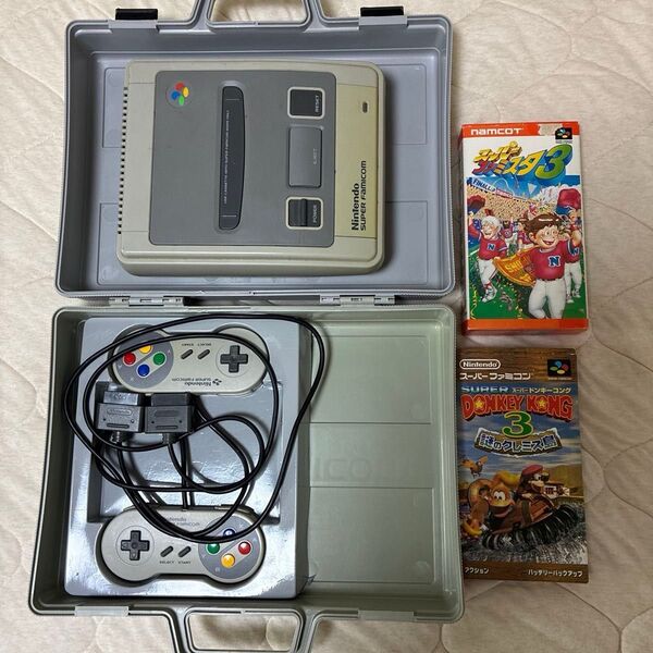 【スーファミ】スーパーファミコン 本体 スーパーマリオワールドデザイン収納ケース付き +カセット2本