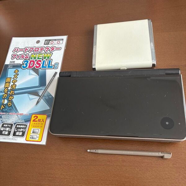 【DS】ニンテンドーDSiLL 本体 タッチペン +DSソフト用ケース 保護フィルム1枚おまけ付き