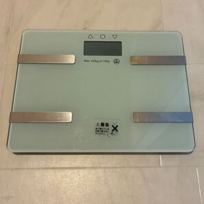 コンパクト体重体組成計 武田コーポレーション ホワイト ボタン電池CR2032付き