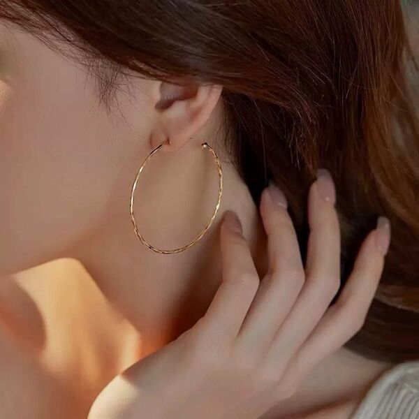 S925ポス フープピアス ツイスト シンプル 可愛い おしゃれ 大きめ