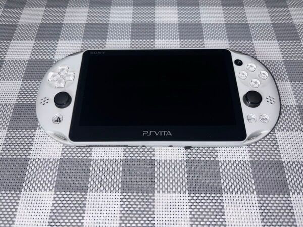 PSVITA PCH-2000 PlayStation Vita SONY ヴィータ プレイステーション ホワイト ソニー
