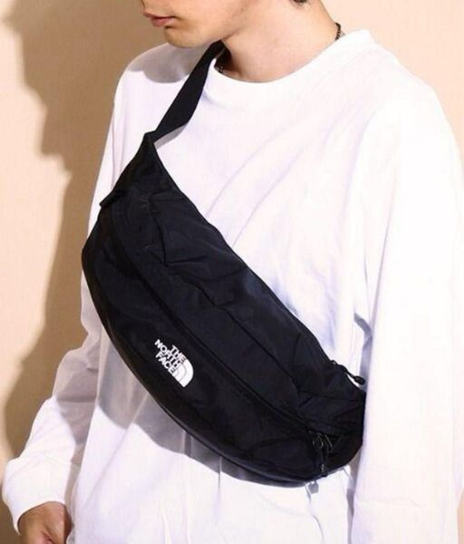 THE NORTH FACE ボディバッグ ブラック NM72204