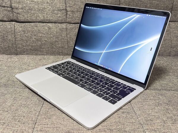 Apple MacBook Pro 2016 13インチ 8/256GB シルバー