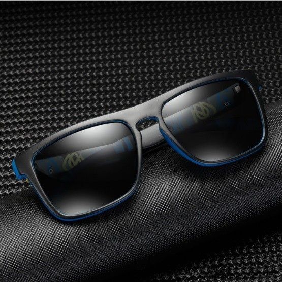 新品 送料込み POLARIZED 偏光 UV400レンズ サングラス 青887358