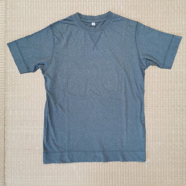 ユニクロ 麻混半袖Tシャツ