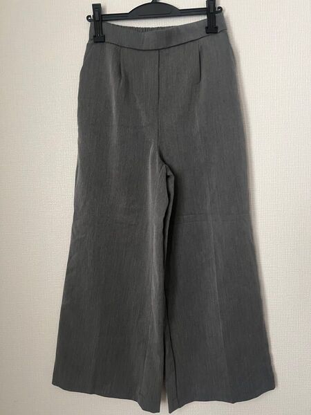グレー ワイドパンツ ウエストゴム入り スラックス風 Mサイズ相当