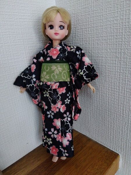 ハンドメイド リカちゃんの着物 髪飾り付き