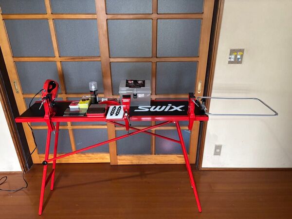 SWIX(スウィックス) チューンナップテーブル バイスほか 道具一式