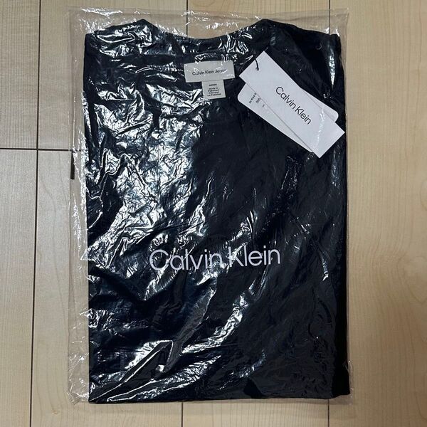 Calvin Klein カルバンクライン スタンダードロゴ リラックス クールネックTシャツ ブラック Mサイズ