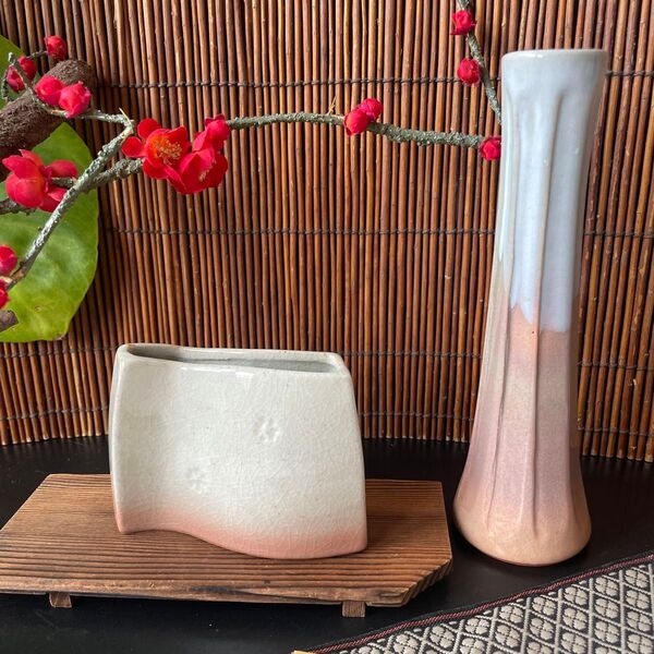 萩焼 陶器一輪挿し花瓶・さくらウェーブ花瓶 2点 インテリア オブジェ 花器