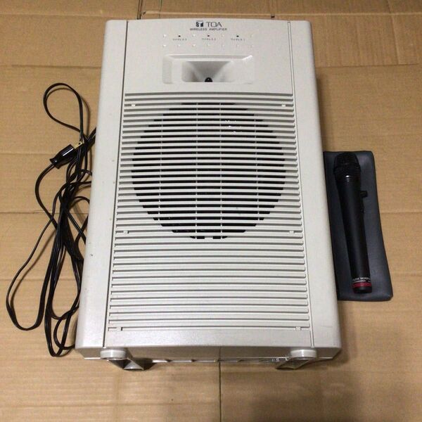TOA ワイヤレスアンプ ワイヤレスマイク WA-1712 WM-1220 セット 状態良好 マイクケース付き 無線マイク