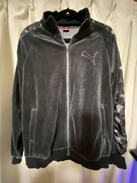 プーマ フルジップ ベロア美品 PUMA セットアップ O XL トラックジャケット 迷彩 トレーニング ブラック ダークグレー