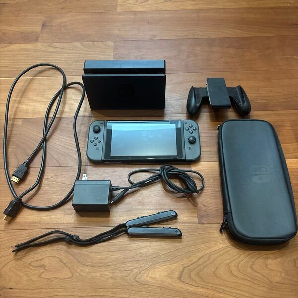 ニンテンドースイッチ 箱、説明書無し スイッチ本体 Nintendo Switch 美品 Switch 動作確認済み