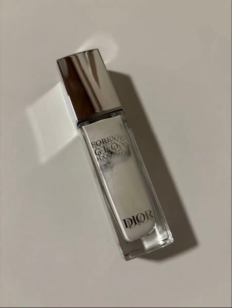Dior・ディオールスキンフォーエヴァーグロウマキシマイザー パーリー