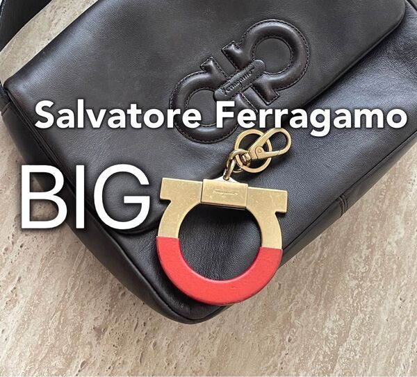 激レア Salvatore Ferragamo フェラガモ キーリング キーチェーン キーホルダー BIG ビッグ 希少