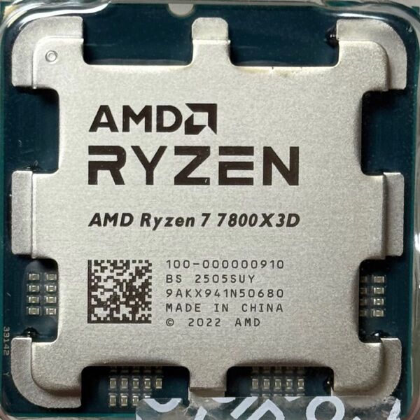 AMD Ryzen 7 7800X3D 新品未使用