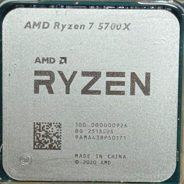 AMD Ryzen 7 5700X 新品未使用