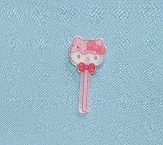 アクリルブローチ クリームinスナック ハローキティ ピンバッジ サンリオ