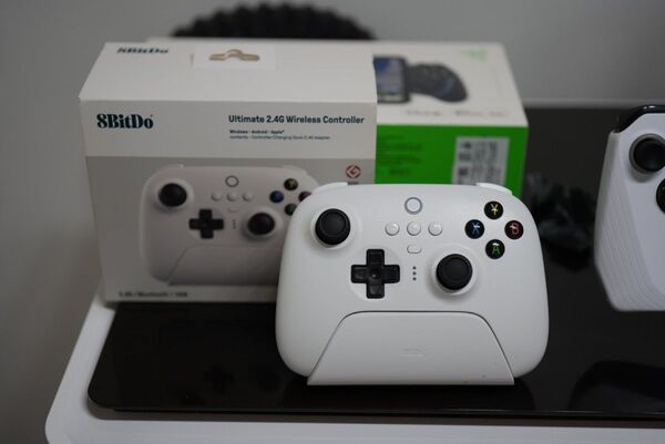 8BitDo ultimate ワイヤレスコントローラー